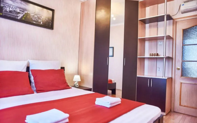 Pyat Zvezd na ul. Stalevarov, d. 15-3