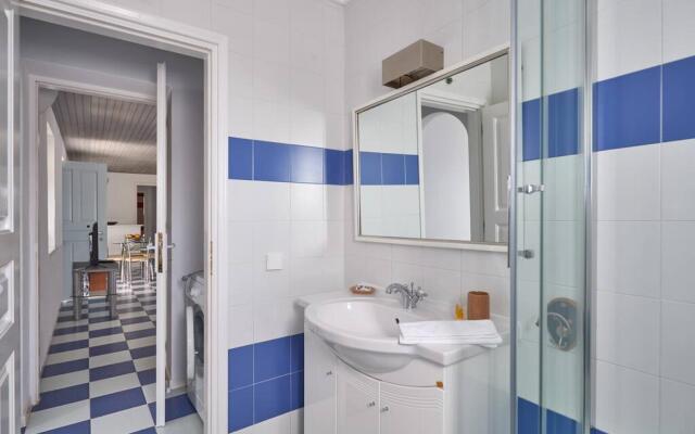 Ocean Villa in Paros