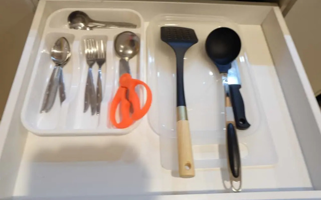 Homey Studio Room at Capitol Suites