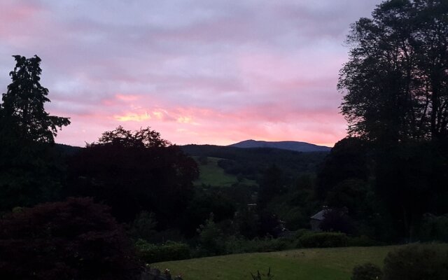 Sawrey House Country Hotel