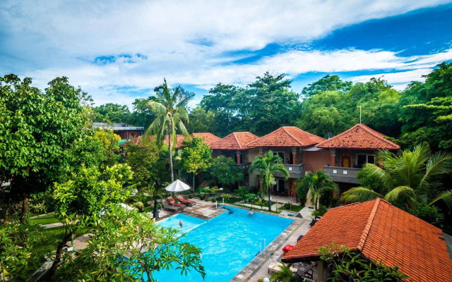 Отель Melasti Kuta Beach Hotel and Spa