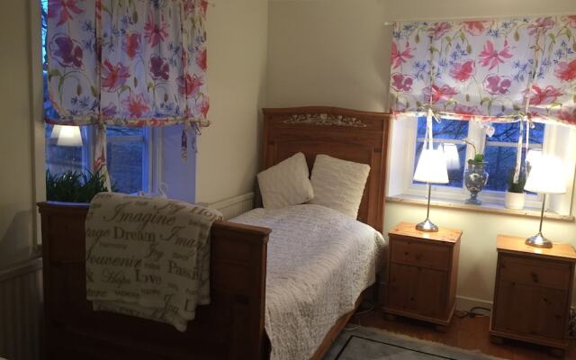 Björkåsa Gård Bed & Box