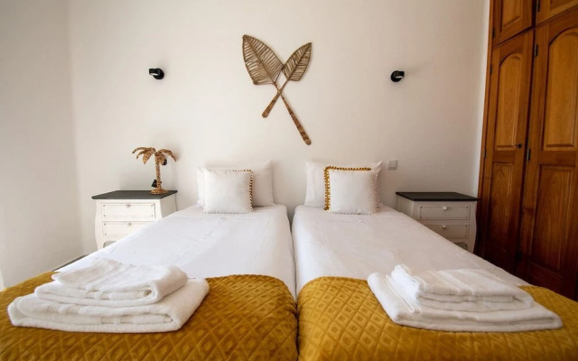 Pomba Beautifully Renovated With Heated Pool