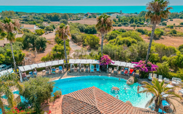Felix Hotels - Galanias Hotel & Retreat