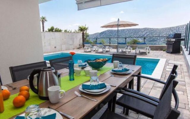 Villas de Shery 1