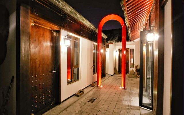 HongYi Home - Snug Suite