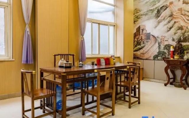 Xin'gang Fashion Hotel