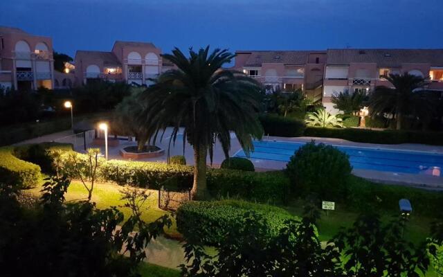 LES SOLEILLADES Parking 200 mètres plage