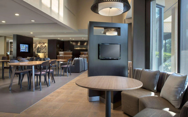 Courtyard by Marriott Rye