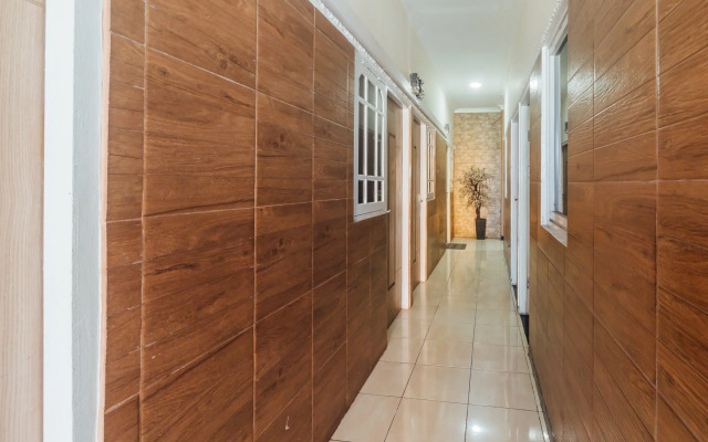 OYO 2010 Satria Guest House