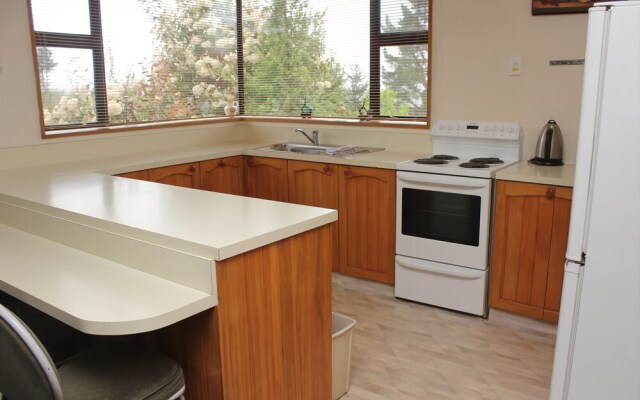 85 Conical Hill Road