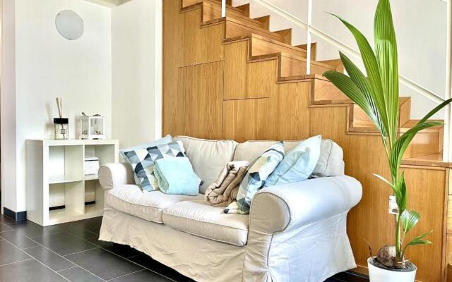 Cozy Loft Marina View