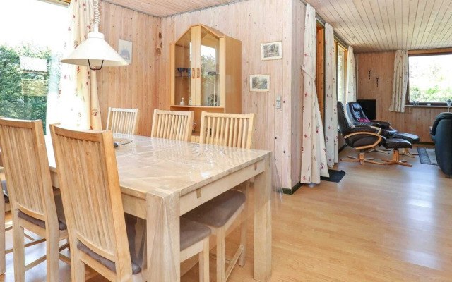 6 Person Holiday Home in Lokken-by Traum