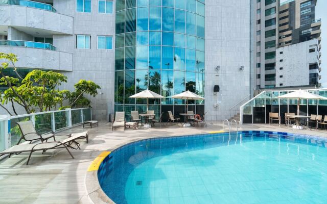 RAD2704 Fine oceanfront flat Boa Viagem