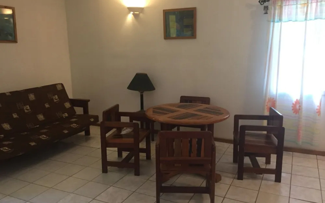 Maya Breeze Inn