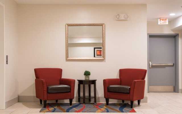 Holiday Inn Express Hartford – Newington, by IHG