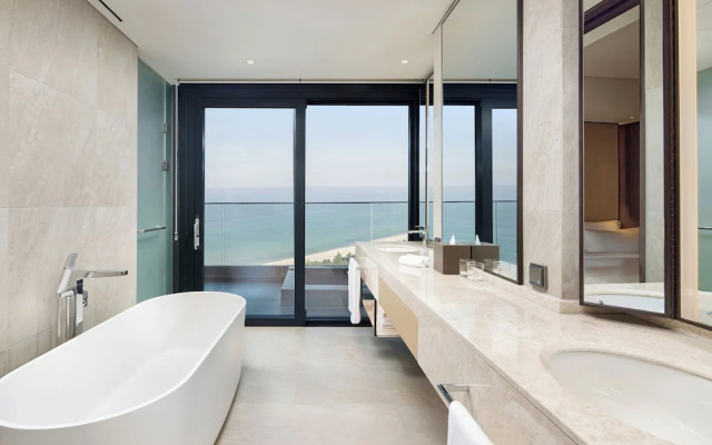 Shillamonogram Gangneung Residence