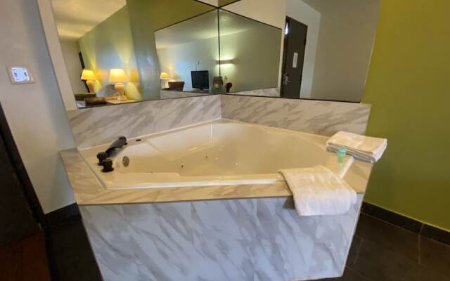 Travelodge Cleveland Willoughby