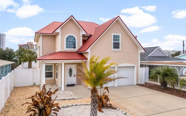 Pet Friendly Beach House - Sunset Escape