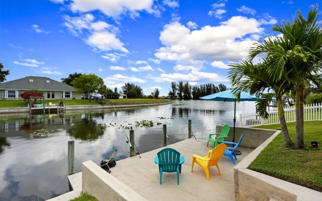 Sunny Banks - Freshwater Haven