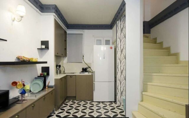 Stylish Triplex House Balat