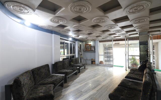 OYO 15983 Hotel Devpriya