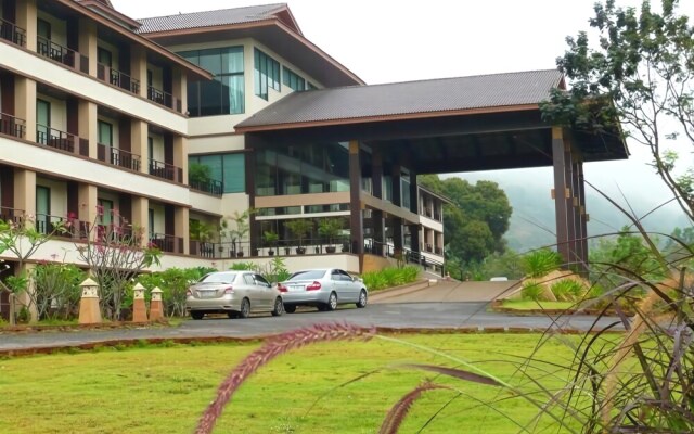 Hillside Country Home Golf & Resort