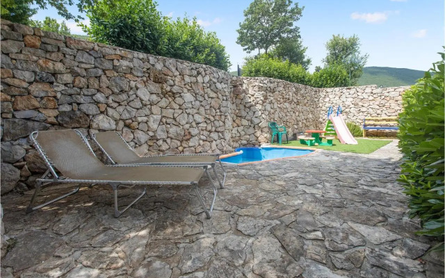 Seven-Bedroom Holiday Home in Dicmo