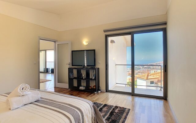 Villa Moniz by MHM