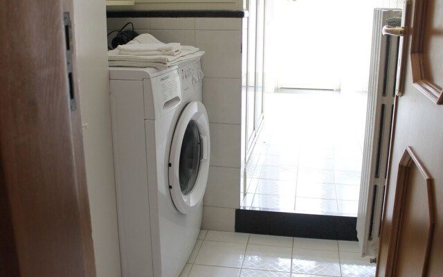 Amalfi Coast Incoming