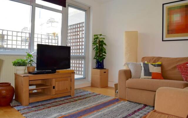 Spacious 3 Bedroom Maisonette in Hoxton Shoreditch