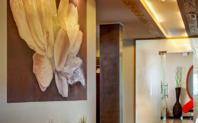 Seasons SPA Boutique Hotel