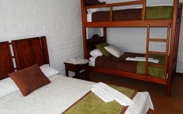 Hosteria El Imperio Real