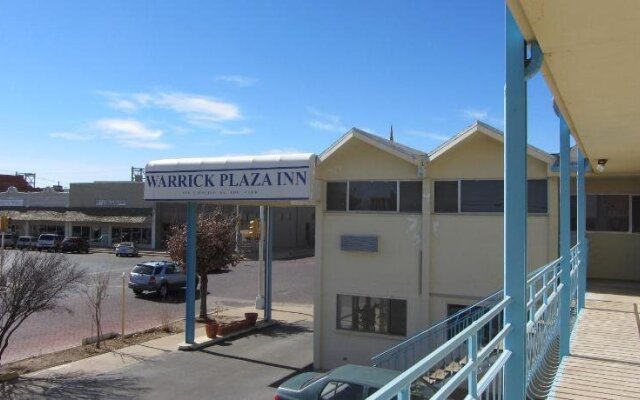 Warrick Plaza Inn