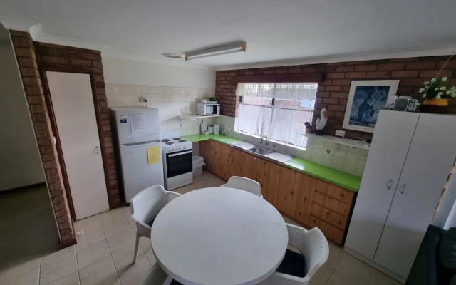 Ocean Beach Chalet 16