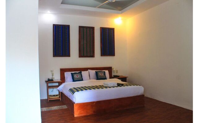 Poleng Villa Hotel