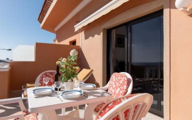 TENERIFE ROYAL BEACH with Wifi A/C