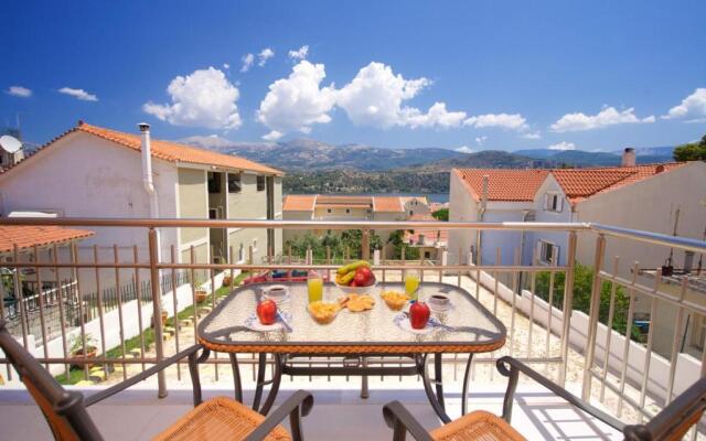 Lagoon view apartment - Orange Guest House