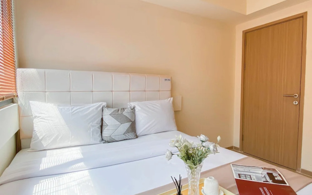 Brand New 1Br With Working Room At Meikarta Apartment – Guest Rooms – Cibatu