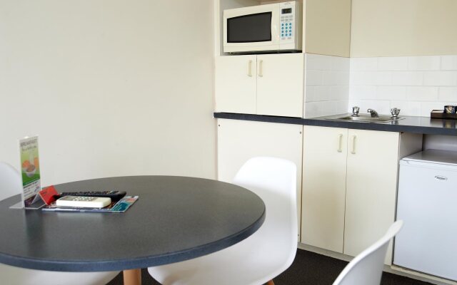City Edge Serviced Apartments - East Melbourne
