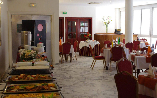 Le Ndiambour Hôtel et Résidence