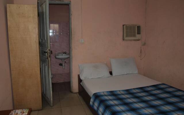 KDT Hotels And Suites