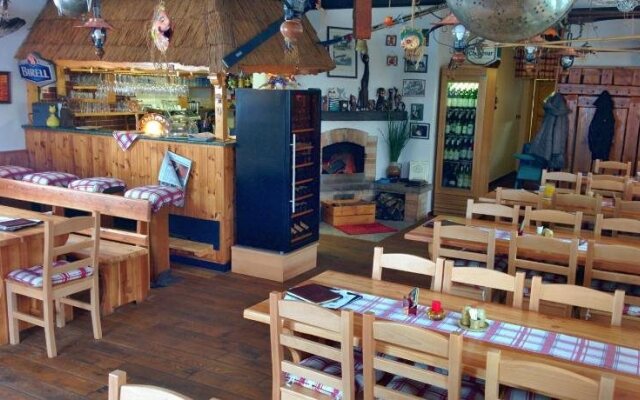 Hostinec U Pejska A Kocicky