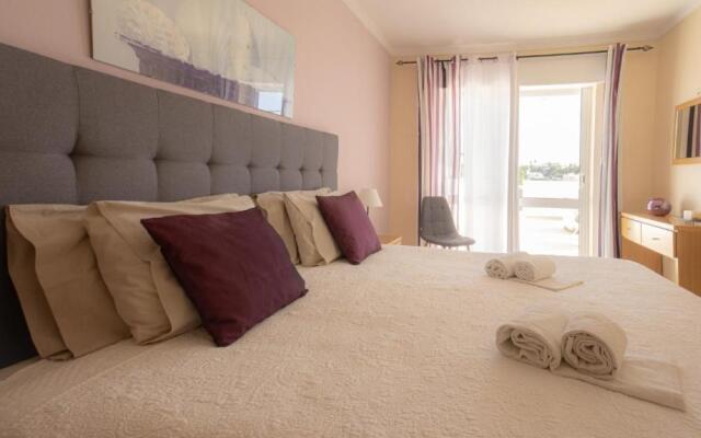 Vila da Encosta - Private - Heated swimming pool - By bedzy