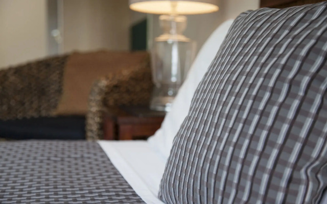 Greenlane Manor Motel