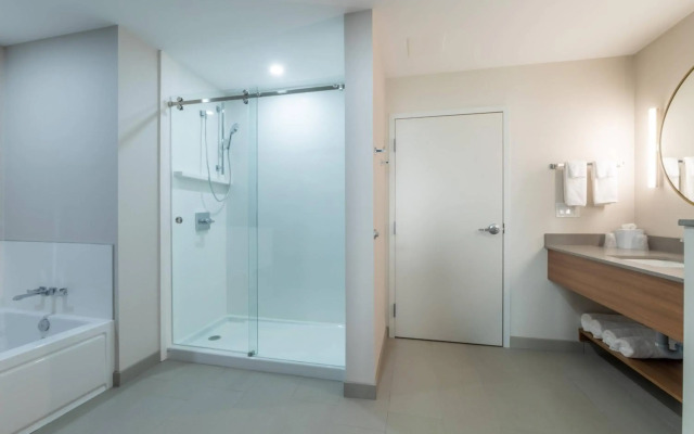 Fairfield Inn & Suites by Marriott Salmon Arm