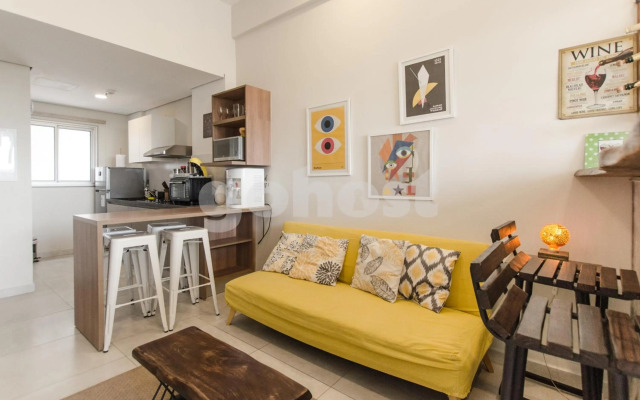 Pequeño estudio moderno en el nuevo centro de Asunción MA001