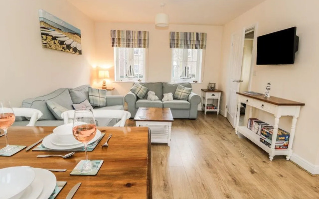 Dotty's Sunshine Cottage