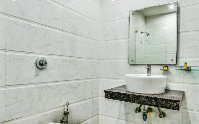 FabHotel Casa Meera Boutique