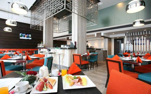 FX Hotel Metrolink Makkasan